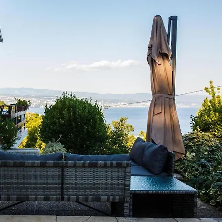 Апартаменты Vida Sea View