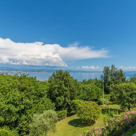 Vida Sea View شقة *