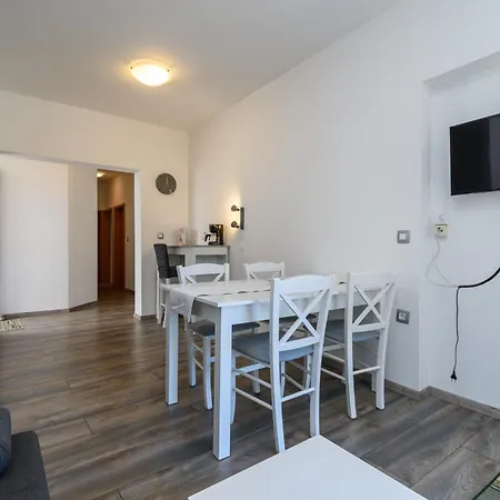 Vida Sea View Apartmán Ičići