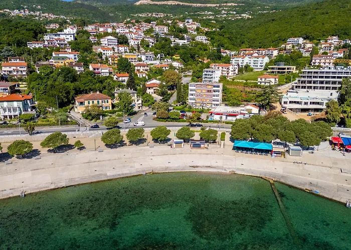 Vida Sea View Apartment *